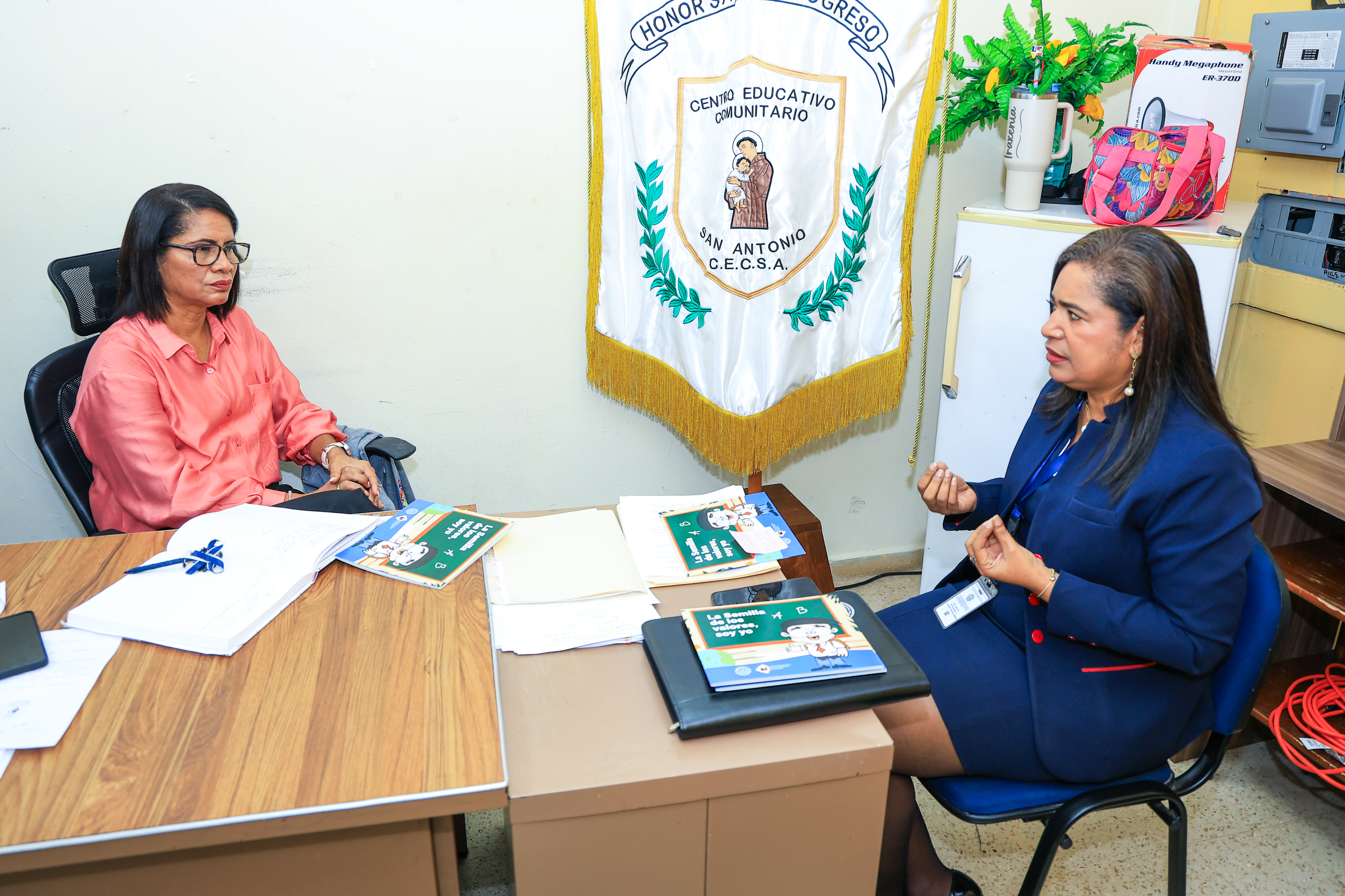 Reunión con la Directora del Centro Educativo Comunitario San Antonio en Coordinación con la Junta Comunal de Betania